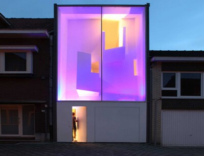 the narrow house