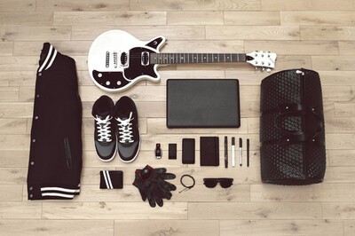 Mijlo, Essentials.